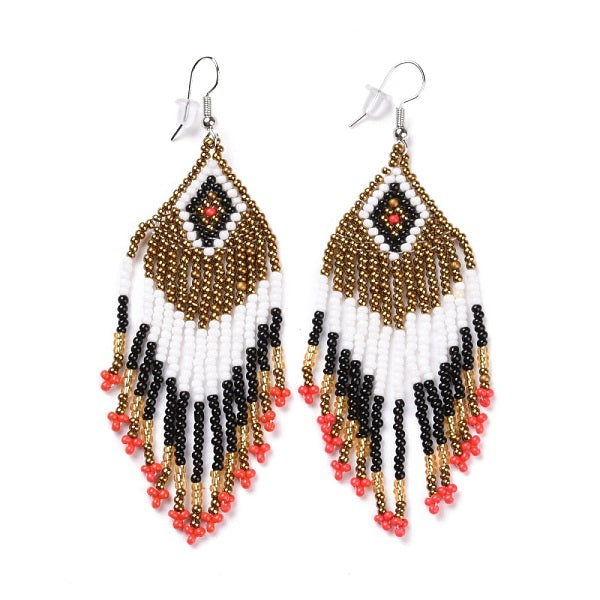 Losange tressé en graines de verre avec boucles d'oreilles lustre à pampilles