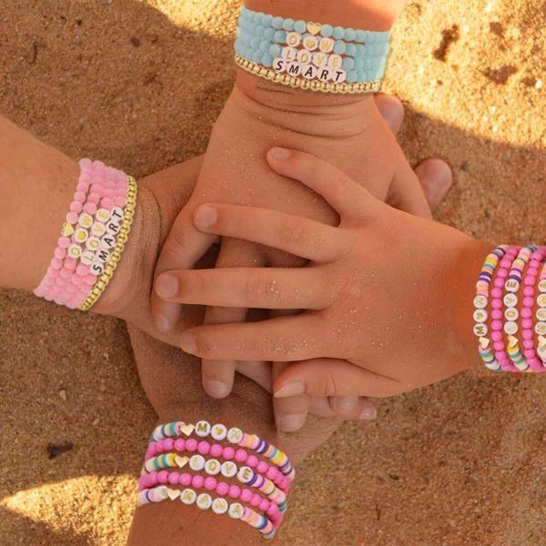 5PCS-Set Wholesale Valentine&#039;s Multilayer Jewelry Clay Beads LOVE Heart SMART Charm Bracelets Set