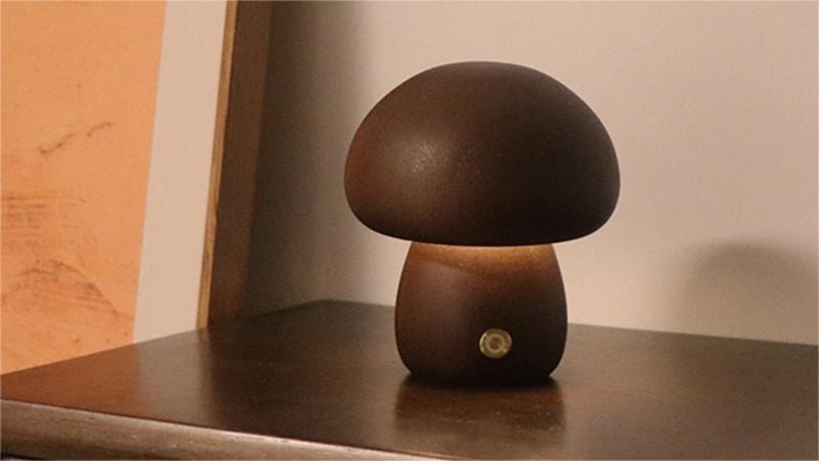 Moody Mouse Mushroom Touch LED Lamp: Nature's Elegance Illuminated Walnut - D