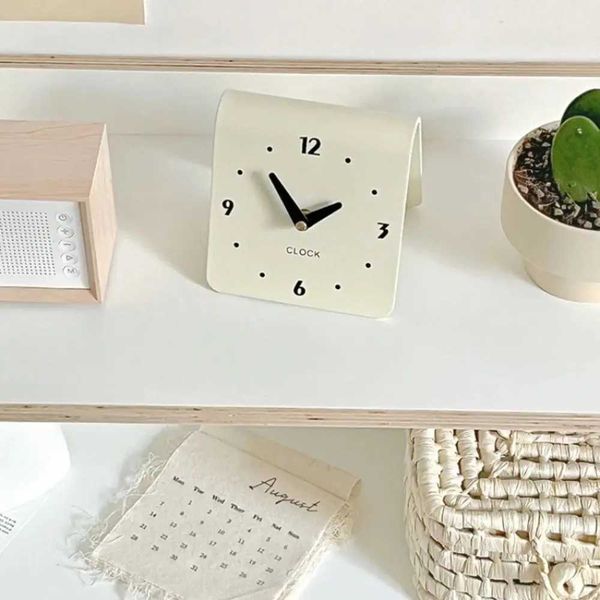 1pc Cream Desktop Living Room Home Clock Student Bedside Table Clock OrnamentsFor Home Room Office DecorClock SwingGiftXJ240824