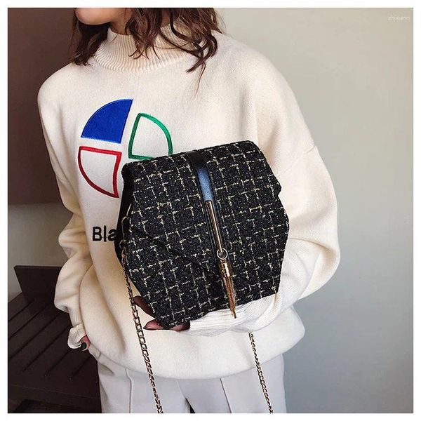 Shoulder Bags 2024 Hexagonal Leather Handbag Fashion Bag Designer Diagonal Tassel Small Square