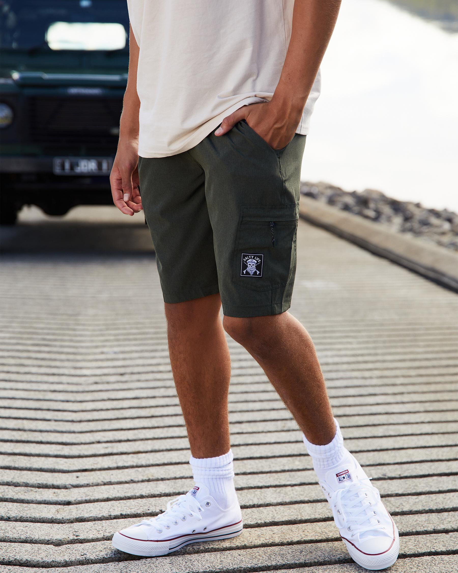 Salty Life Men's Booster Walk Shorts in Green