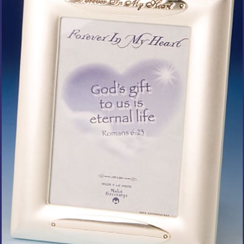 Forever In My Heart Personalized Photo Frame - 4&amp;quot; x 6&amp;quot;