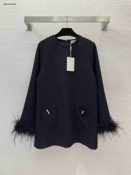 Designer Dress Women dresses Brand skirts long sleeve Fashion LOGO A-shaped dress Feather decoration Women dinner party luxury long skirt Ma