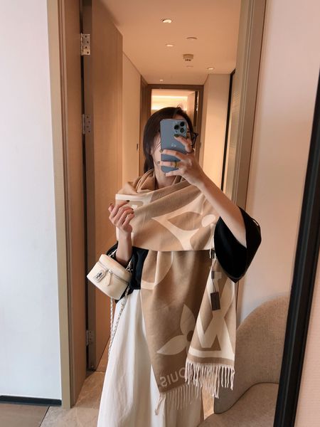 Designer scarf luxury shawls Cashmere Scarves Women Designer Luxury Fashion pashmina High Quality Winter Warm Wraps Casual Trendy Shawls fac