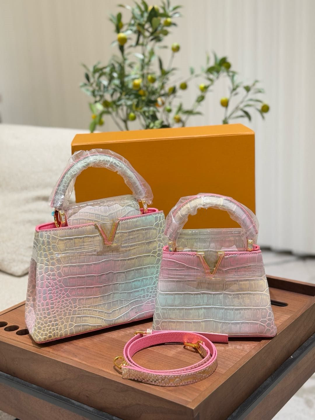 Designer Capucines Bb handbag with crocodile pattern gradient color shoulder bag dinner bag noblewoman wallet luxury designer cross body bag noble a