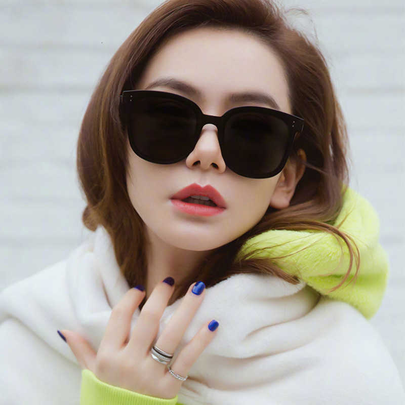 Designer Sunglasses Luxury Summer Outdoor Various Style with Box Mirror Women Sunglass Gentle Monster Gm Square Classic Vintage Mens Goggles Case fo