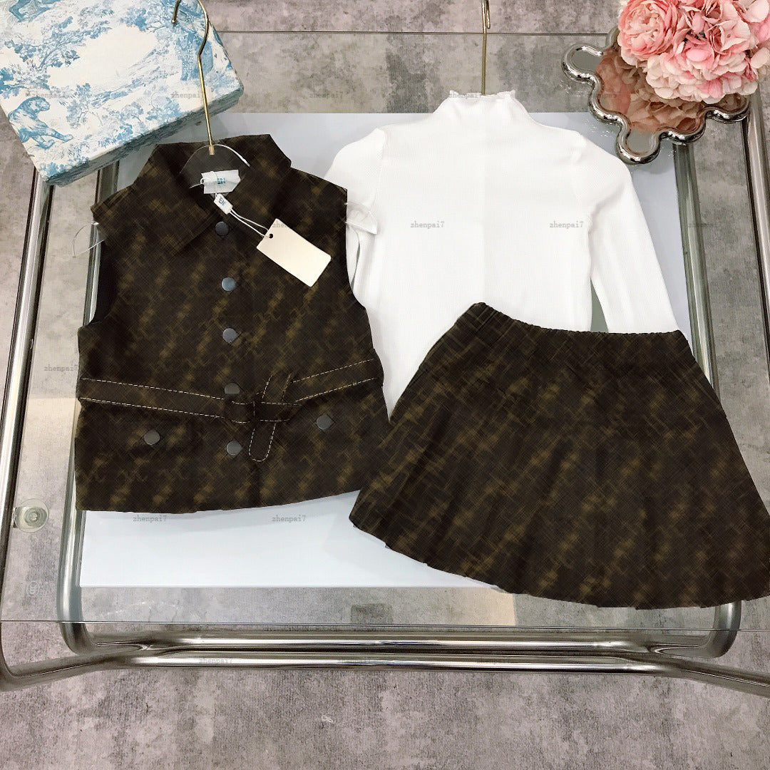 Top girls dress denim Three-piece vest set Princess dress set kids designer clothes Leather lapel design baby jacket and skirt A087X03N033