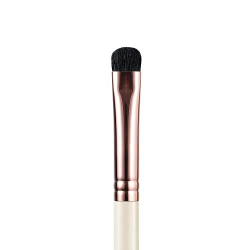 EIGSHOW Small Smudge Brush, Professional Eyeshadow Brush for Smudging, Blending, Filling, Premium Synthetic Bristles, Tapered Eye Makeup Brush (E832)