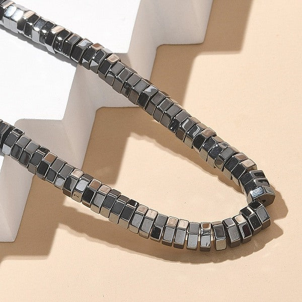 Collares de cuentas de hematita sintética no magnética de forma hexagonal