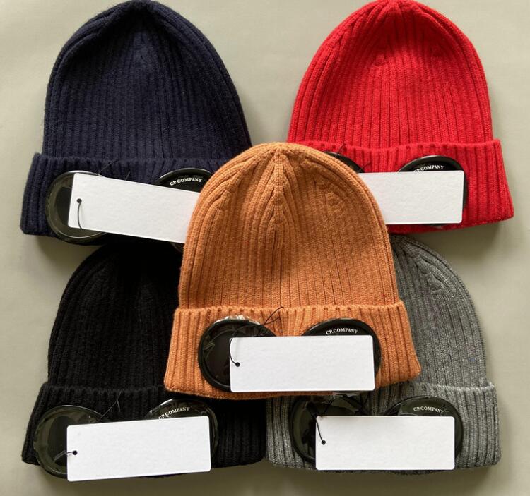Windbreak Autumn Beanies classical Designer Color Two Lens Glasses Goggles Hat CP Men Knitted Hats Face Mask Skull Caps Outdoor Casual Sports