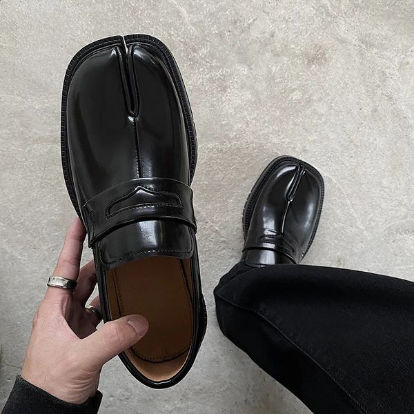 women men Split Toe Shoes Black Glossy Leather Shoes Chunky Platform Loafers Wedding Office Business Lady Shoes 45 240906