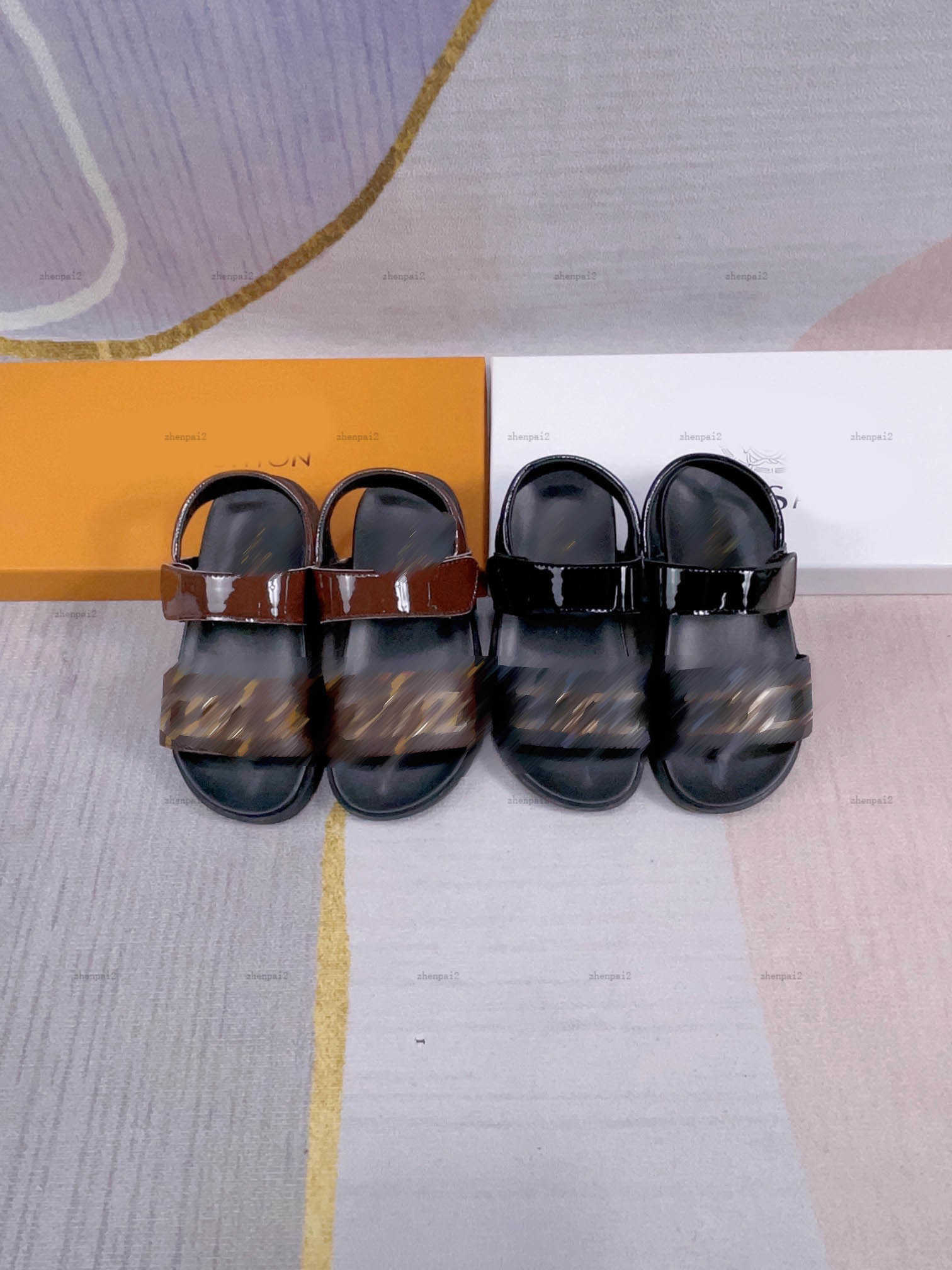 Luxury Kids Sandals Shiny patent leather baby Slippers Cost Price Size 26-35 Including box Anti slip sole designer Child shoes