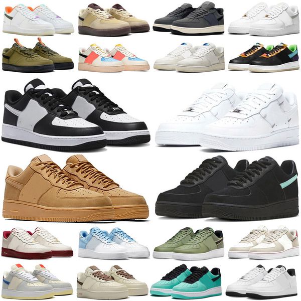 2025 OG Classic Triple White Low Mens Running Running Utility Black Frost Frost Pale Ivory Pastel Bege Men Women Trainers Sports Sneakers Pl