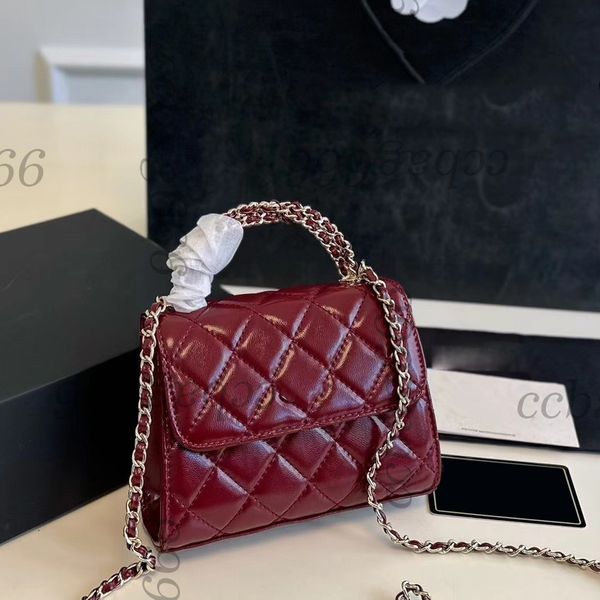 16x11cm Shiny Oil Wax leather Flap Vanity Bags With Portable Top Cross Matelasse Handle Cosmetic Case Lipstick Card Holder Makeup Crossbody