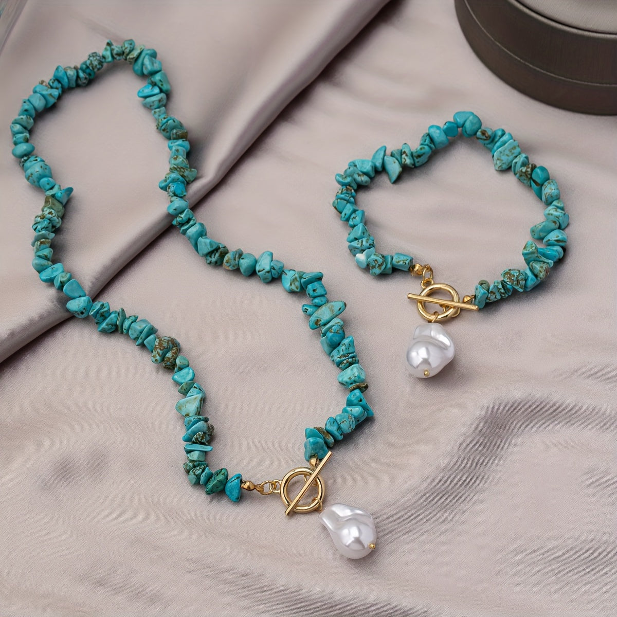 TEMU Fashion Best - Seller! A 2 - Piece Turquoise Chips And Baroque Jewelry Set For Women. Made Of Alloy, And Fashionable. The Necklace - Bracelet