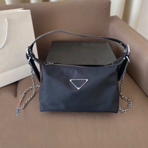 Designers bags nylon Woman Women luxurys Armpit bag Shoulder bag Handbags Messenger Clutch Flap crossbody Wallet lady clutch Fortune bag 25m