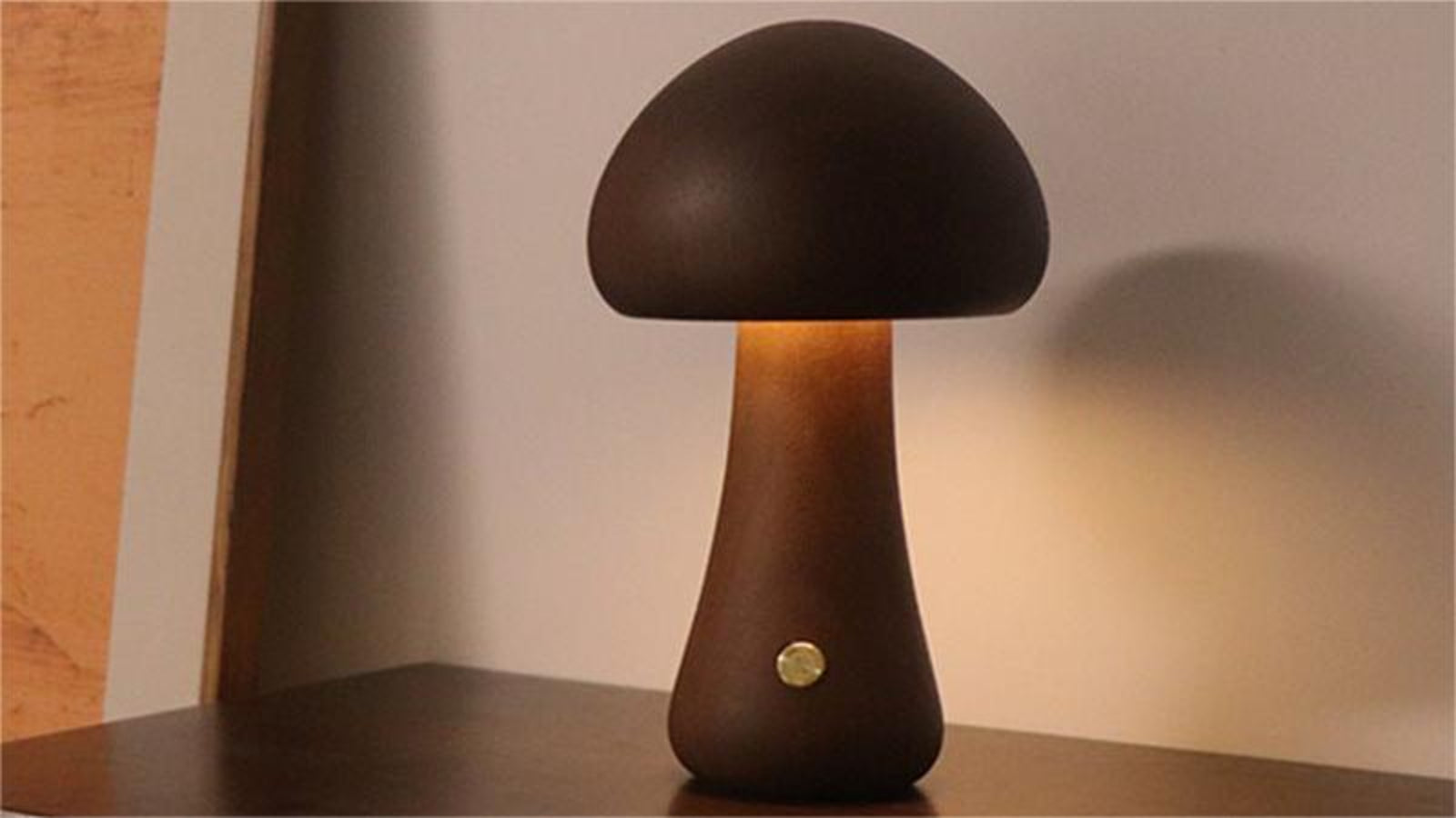 Moody Mouse Mushroom Touch LED Lamp: Nature's Elegance Illuminated Walnut - A