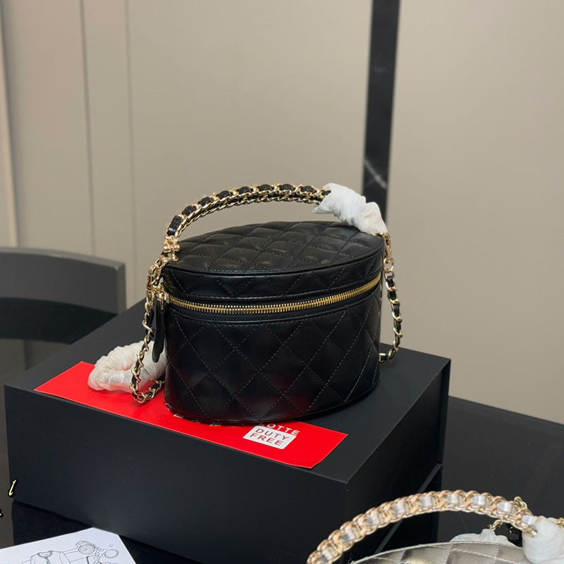 25C Women Designer Cosmetic Case Purse Makeup Bag with Top Handle Gold Metal Hardware Matelasse Chain Zipper Handbag Diamond Lattice Crossbody Eveni