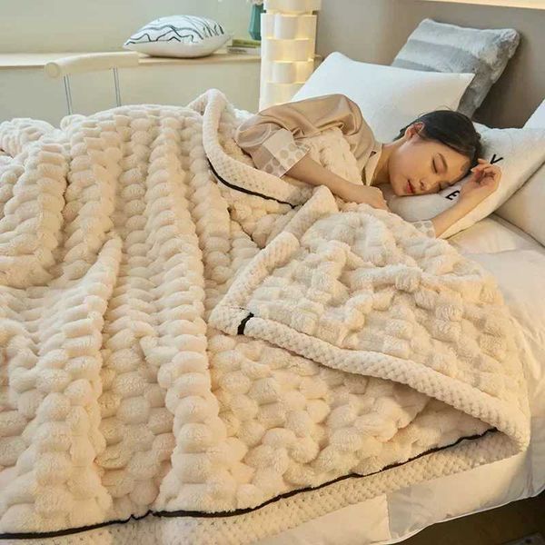 Turtle Velvet Autumn Warm Blankets for Bed Soft Fluffy Comfortable Coral Velvet Throw Blanket Sofa Single Double Blanket WarmthXJ241210