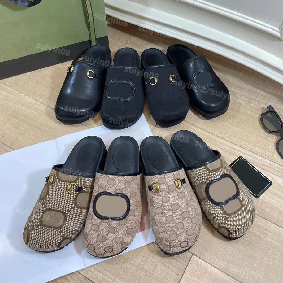 Designers Luxury Slippers Slide Women Ladies Rubber Hollow Platform Sandals Flip Flops Scuffs Lovely Sunny Beach Shoes 05