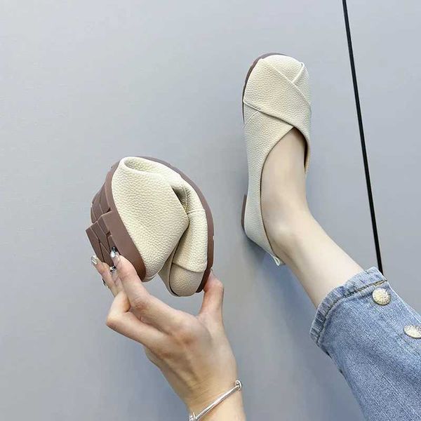 Alta qualidade feminino casual redondo dedo fofo sapatos de enfermagem de enfermagem Sapatos de esportes primavera e outono FI Ballet Shoes