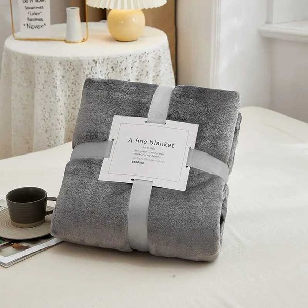 70x100cmGrey Flannel Fleece Blanket Adult Children Soft Warm Throw Bed Covers Simple Solid Color Sofa Breathable Bedspreads Y240829