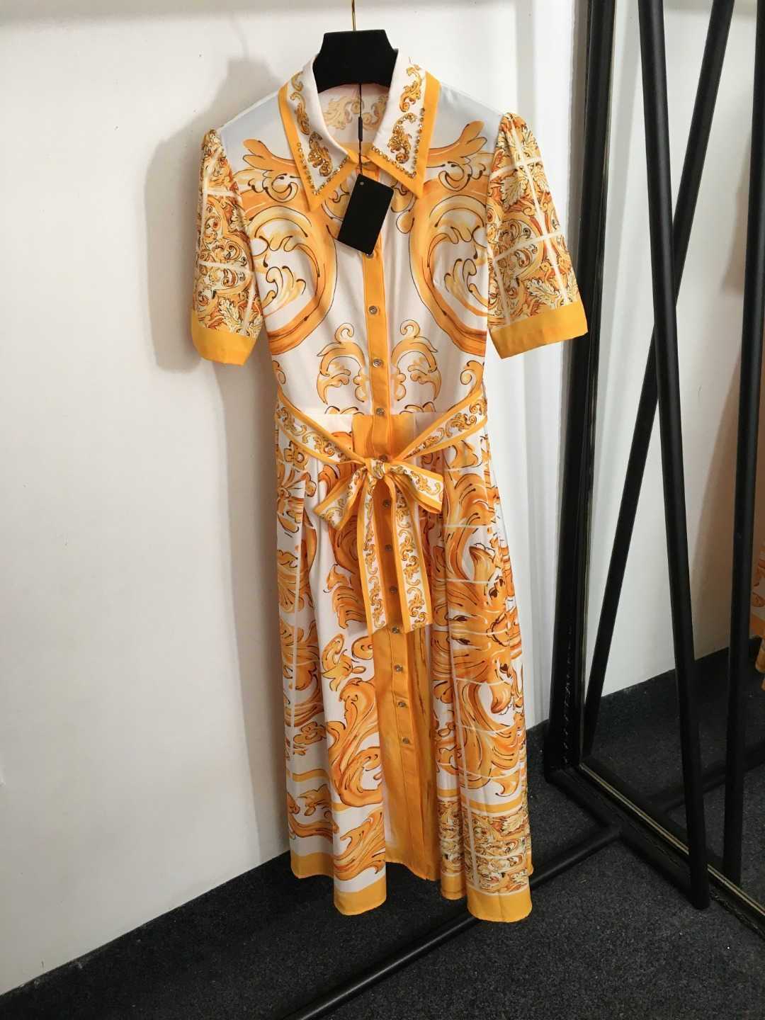 womens dress designer summer dress Button-down shirt dress for city tour Lemon yellow Short sleeved shirt dresses with belt Luxury womens designer c