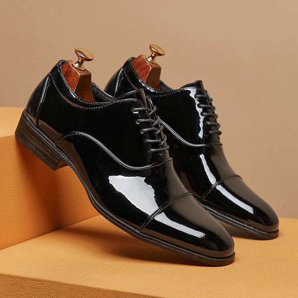 2024 British New Spring-Summer Lacquer Leather Shining Men&#039;s Leather Shoes Three Joint Business Dress Oxford Shoes Youth Wedding Free o
