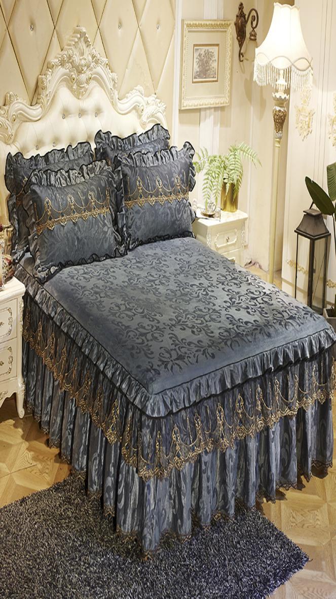 Gray Lace Bedspread Bed Skirt Pillowcase 3pcsset Velvet Thick Girls Bedclothes Bed Sheet Wedding Princess Bedding Home Decoration3052402