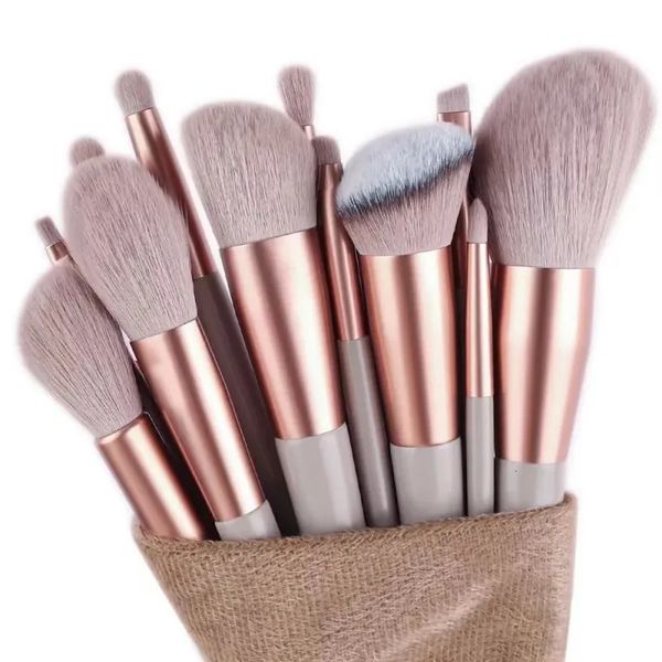 Makeup Brushes 13 pieces of makeup brush set eye shadow basic female makeup brush eye shadow cheek pink mixed beauty soft makeup tool 231214