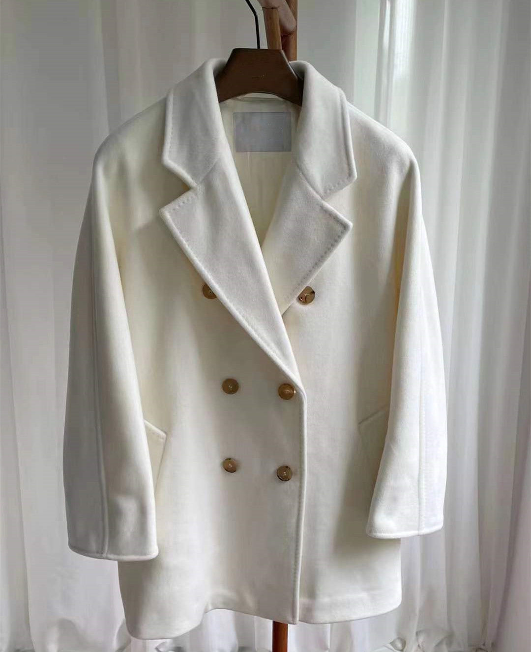 White MM guinea Sheep wool Coats Women Lapel Neck wool Blends female outerwear double breasted