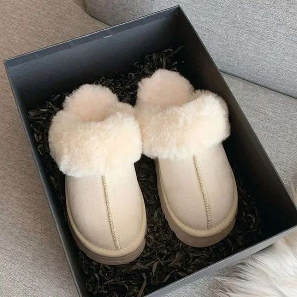 Flipers de pele de neve fêmea usando 2024 New Baotou Half Drag Drag Gross Cotton Shoes Women Boots HJG
