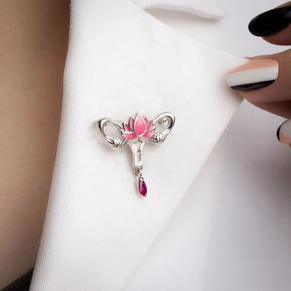 Hanreshe Woman&#039;s Womb Medical Jewellery Brooch Pins Gynecology Symbol of Medical Uterus Lotus Lapel Badge for Gynecologist Nurse