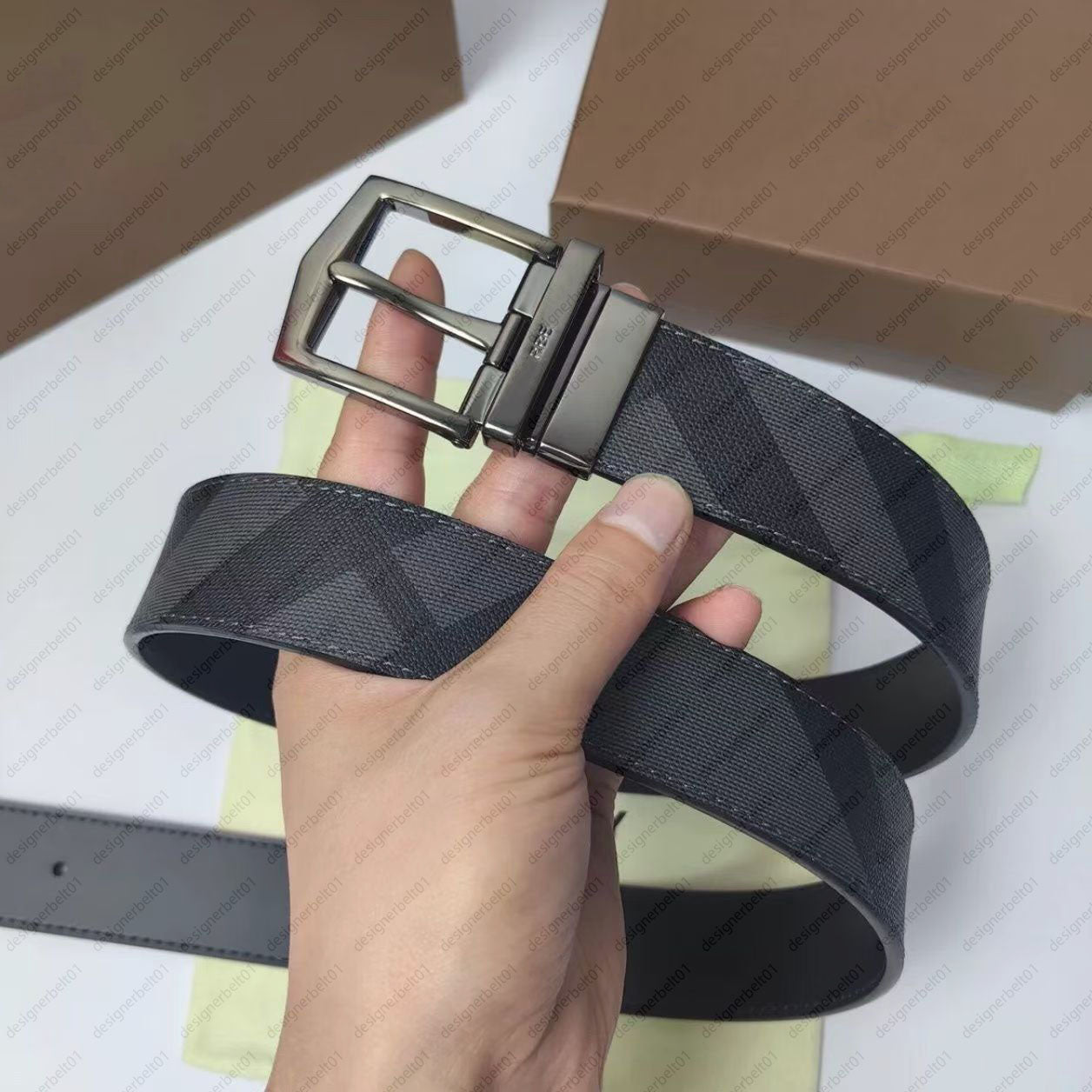 Women belt designer belt fashionable retro belt men luxury striped belt smooth letter buckle belt classic jeans and trousers belt daily matching bel