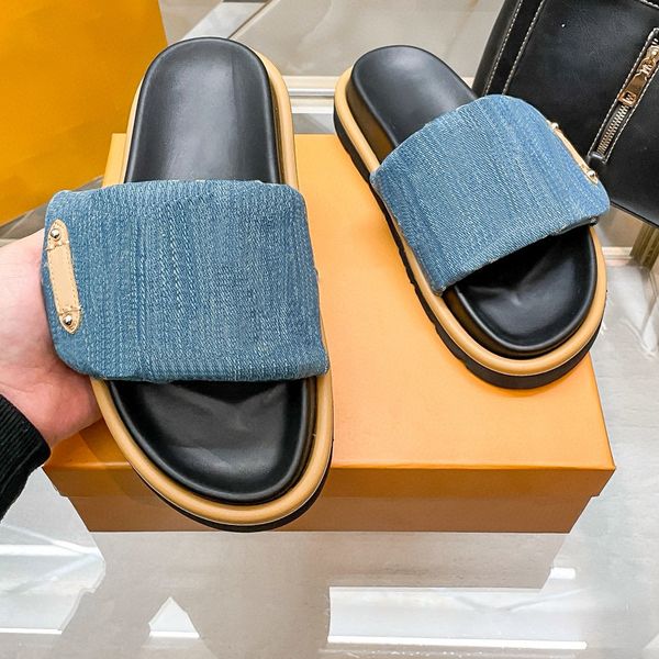 Sandals Men Women Slippers Slides Thick Platform Soled Slip Soft Soled Fashion Home Slippers Women Wear Beach S707 08