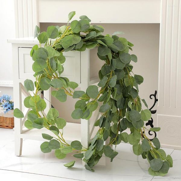 Decorative wers 2M Artificial Eucalyptus Garland Hanging Rattan Wedding Greenery Party Home Garden Decor Vines Fake Plants