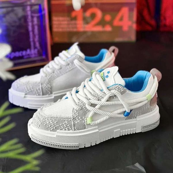 2024 New Men&#039;s Fashion Leisure Trendy Skateboarding Spring Autumn Breathable and Comfortable Sports Shoes