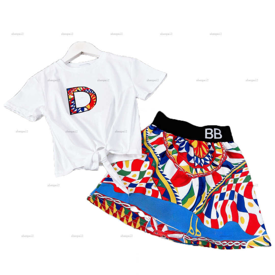 Luxury girls dress set kid sets kids designer clothes baby Round neck Pure cotton t-shirt Black lace pattern Short sleeve and Half skirts suit