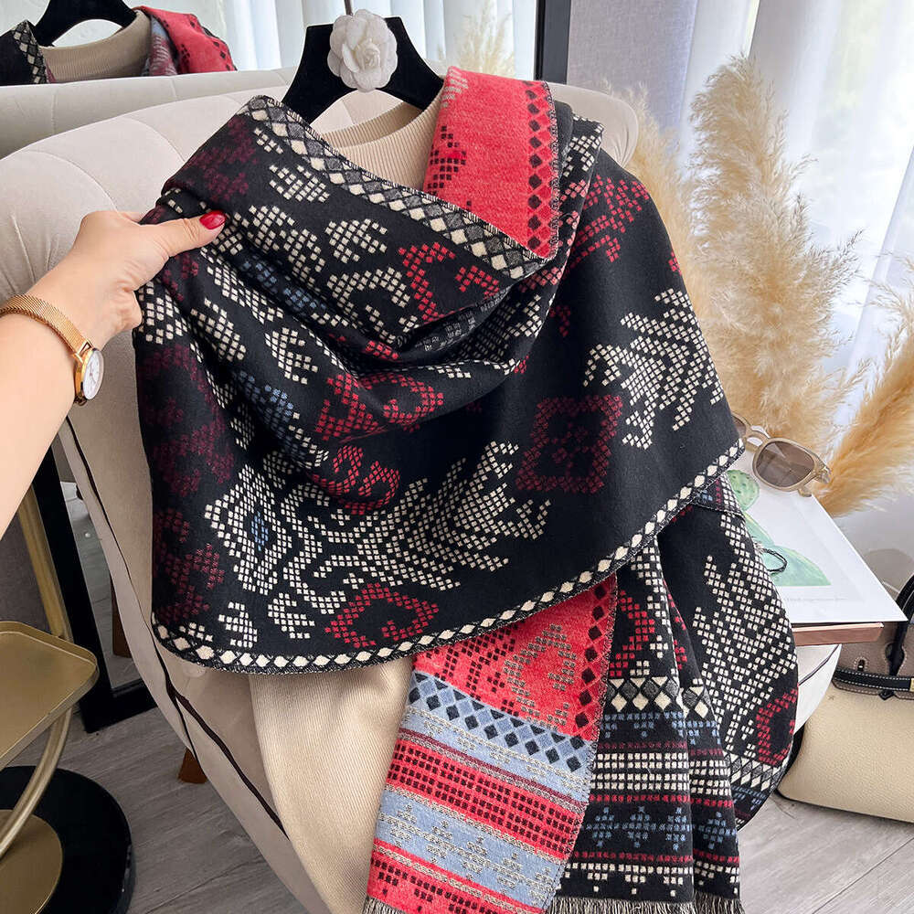 Scarf for Women Winter Imitation Cashmere Warm Embroidered Shawl Middle-aged Ethnic Style Cape Neck Warmer Unique Outerwear 43e