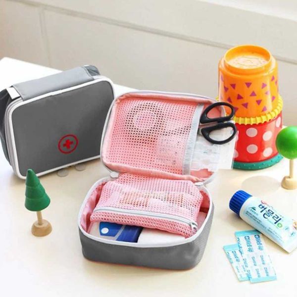 Mini portable medical storage bag empty travel first aid kit medical kit outdoor emergency survival kit W240821