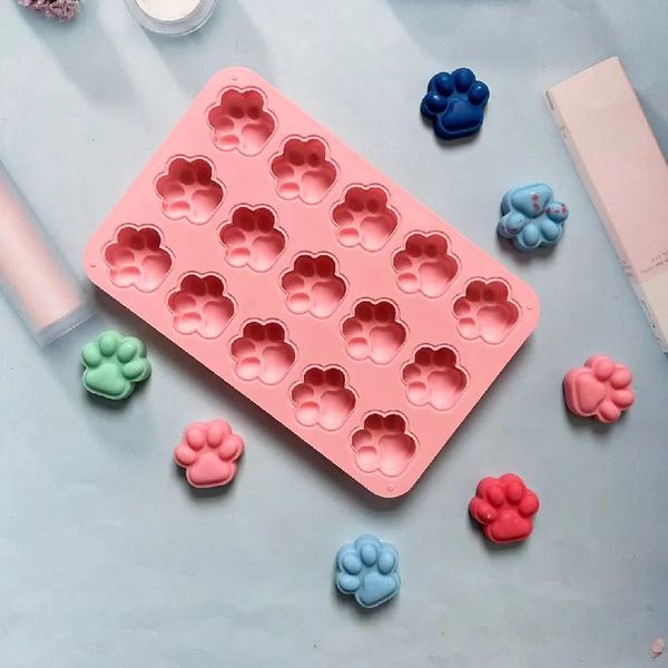 Baking Moulds 15 Holes Dog Footprint Silicone MoldCake Molds Cookie Fondant Cat Paw Pet Candy Jelly Ice Cube Chocolate Mould 231019