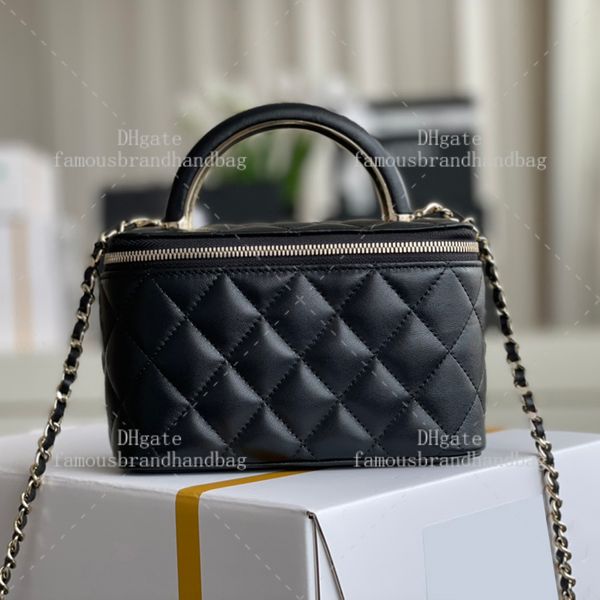 Designer Cosmetic Bag 17CM Lambskin Leather Vanity Case Mirror quality Designer Crossbody Bag Luxury Shoulder Bag With Box 24C20M
