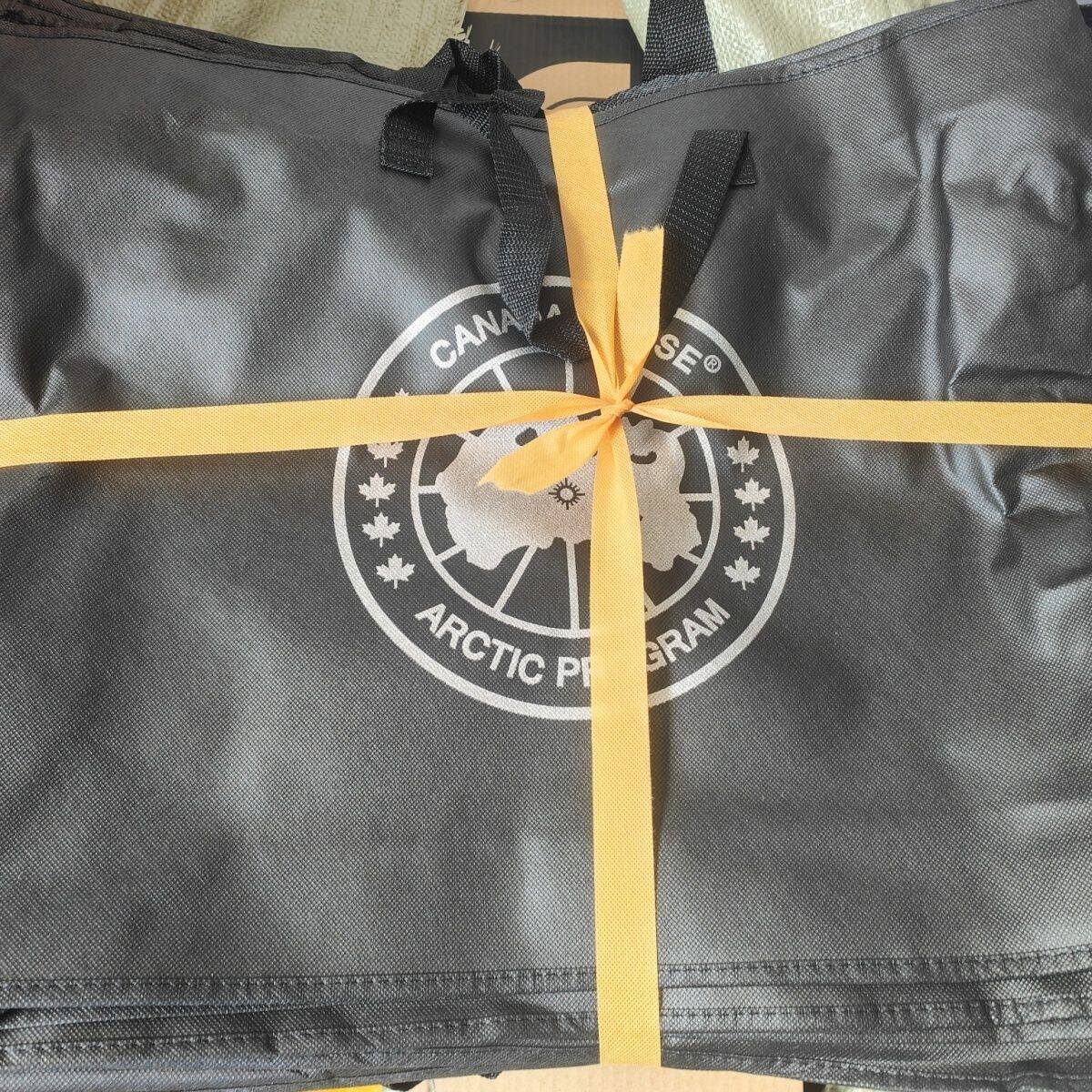 High-end dust-proof bags for winter down jackets Please contact us before purchasing