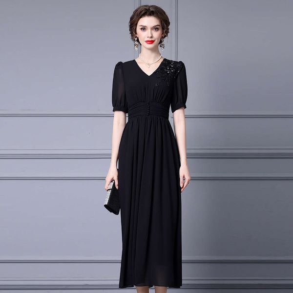 Black Flowing Romantic Big Swing with Heavy Embroidery Nail Drill Waist Cinching Slimming Effect Bubble Sleeve Dress Summer Style