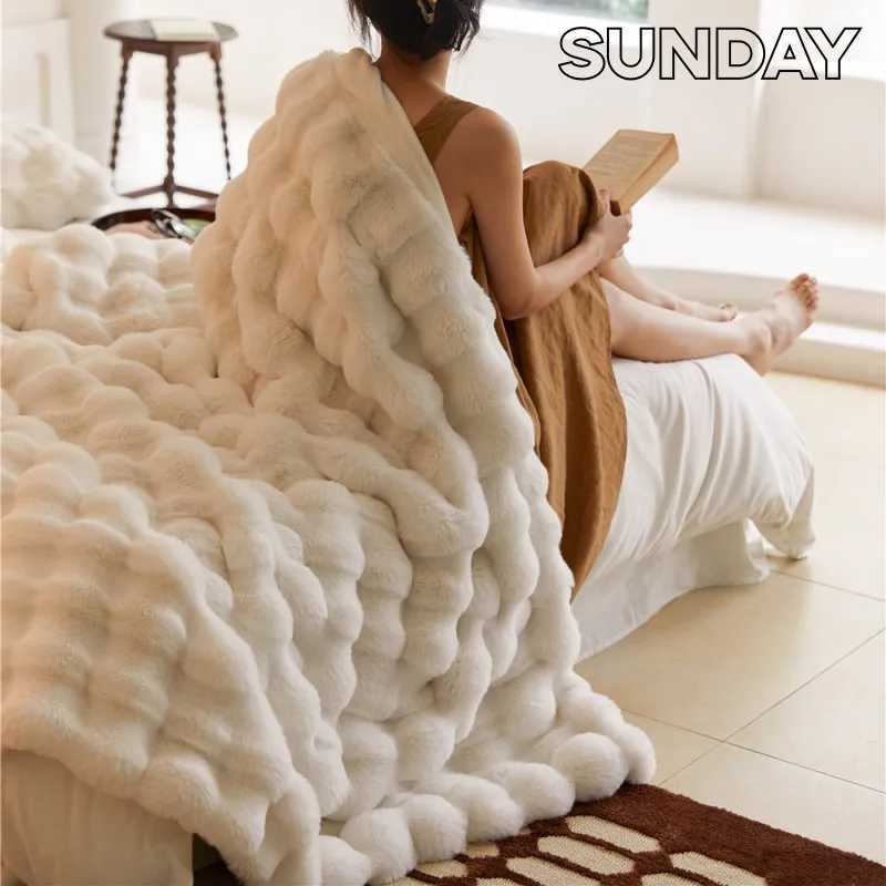 Faux Fur Blanket Winter Warm High-end Fluffy Bubble Shaped Throw Blankets for Beds Super Comfortable Sofa Pillow Case