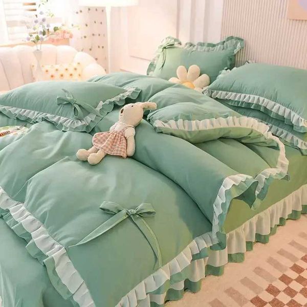Bedding sets Pink lace pleated bow down duvet cover bedding leather linen pillowcase luxury bedding womens home decoration J240507