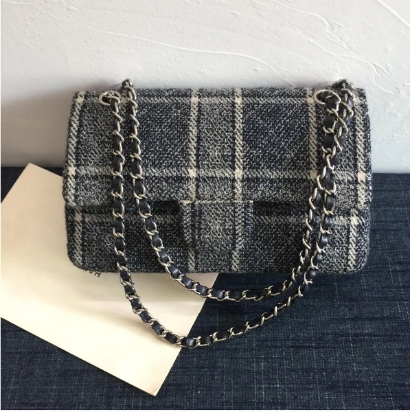 Designer bag woolen plaid bag series fashionable crossbody bag shoulder bag high-quality craft handbag The most classic women&#039;s bag of