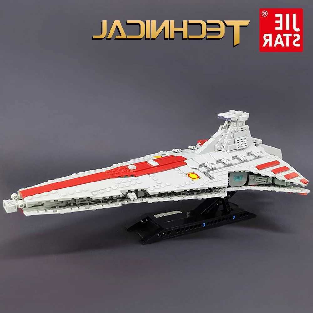 Blocks Blocks Blocks 67106 JIESTAR High tech Moc Venator Attack Cruiser Fighter Destroyer Brick Technical Model Building Blocks Spaceship Toy H24111