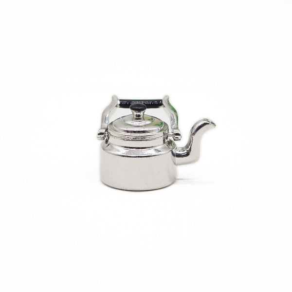 Utensile da cucina giocattolo in miniatura